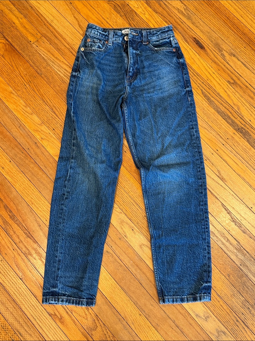 Zara Women's Straight Leg Jeans - Blue Wash size 0 nwot